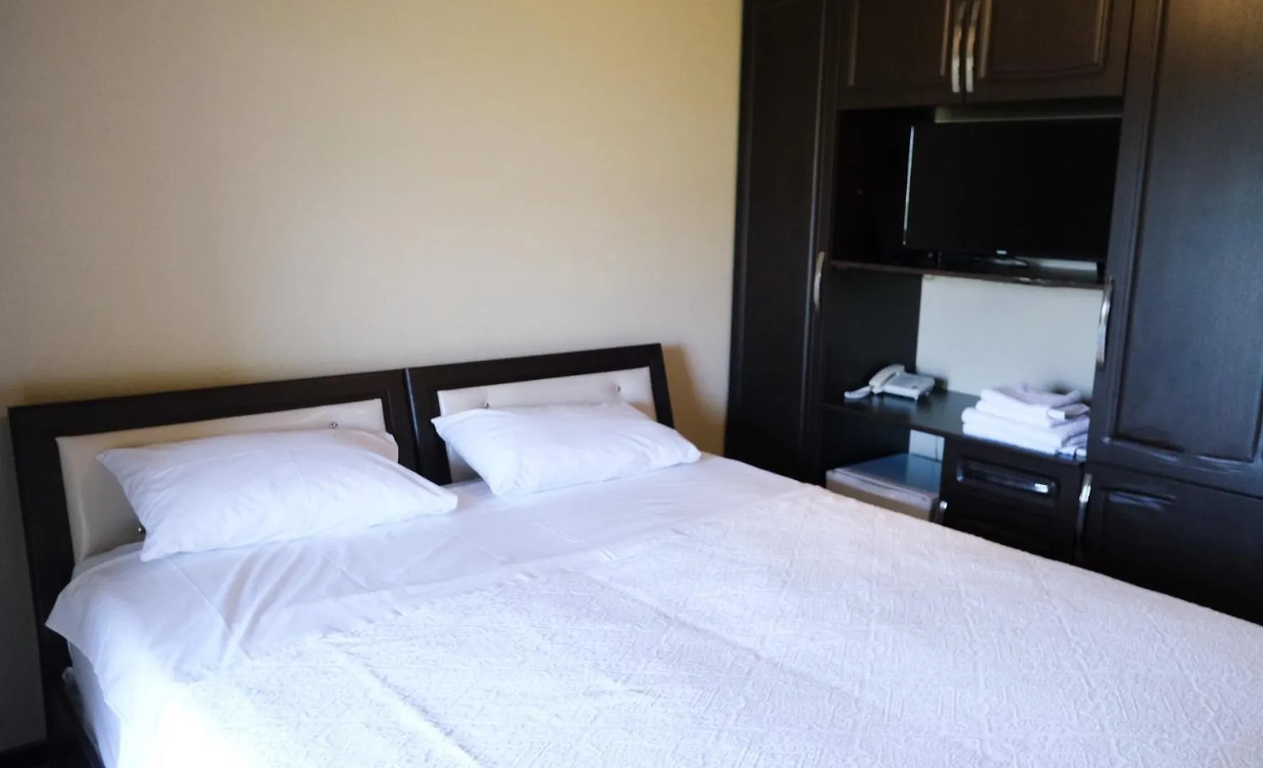 Hotel Vila Bruci Burrel Albania