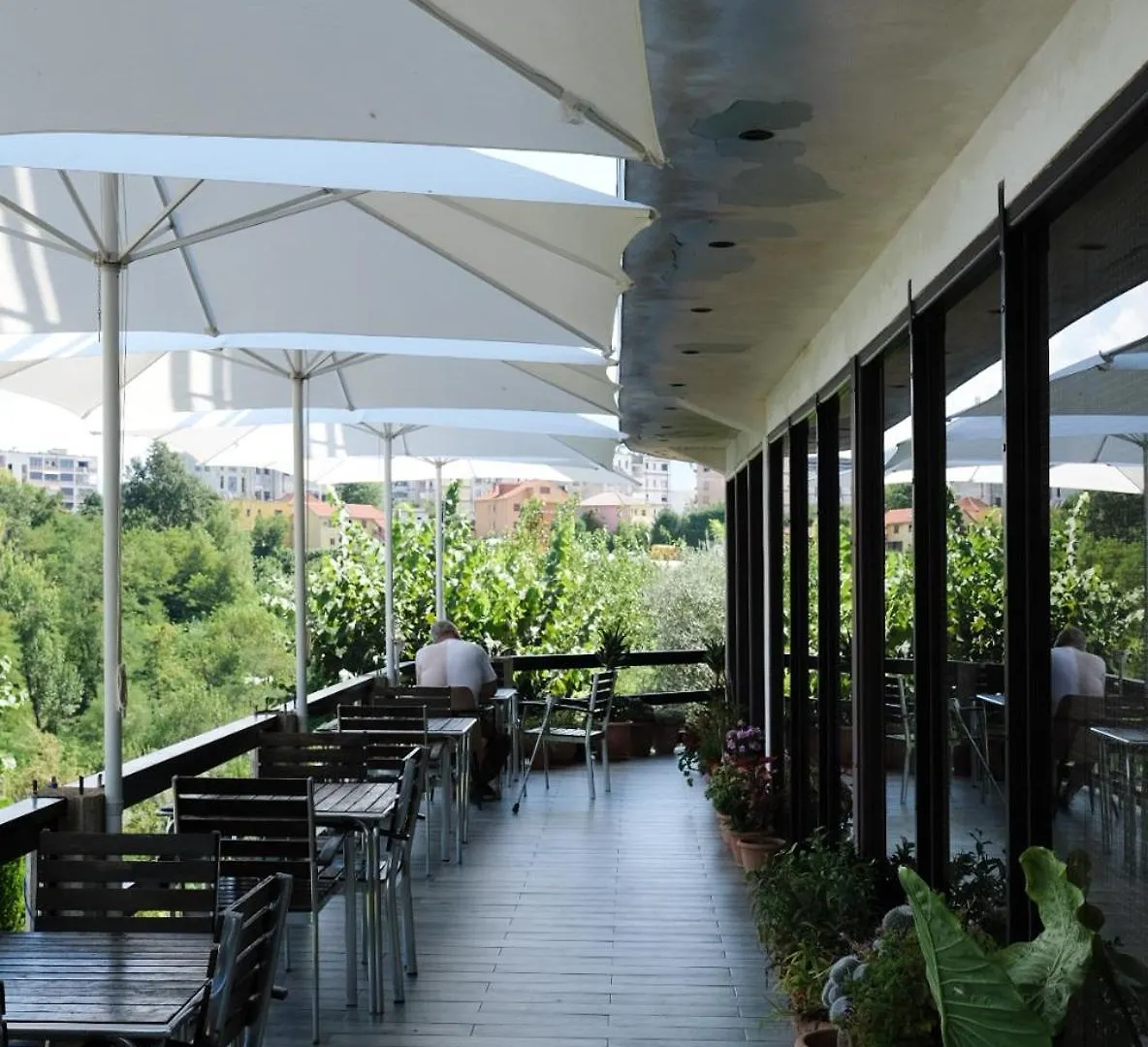 Hotel Vila Bruci Burrel 3*,